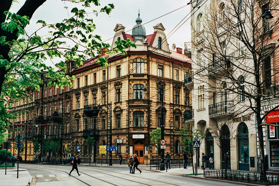 TKEG Expat Corporate Services - Polish / English Sworn Translation