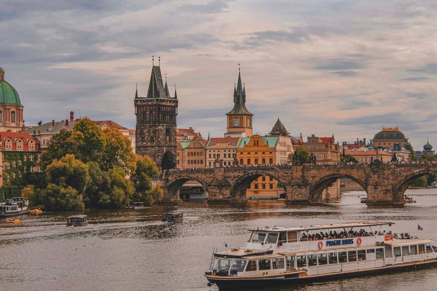 TKEG Expat Corporate Services - Czech cryptocurrency license application