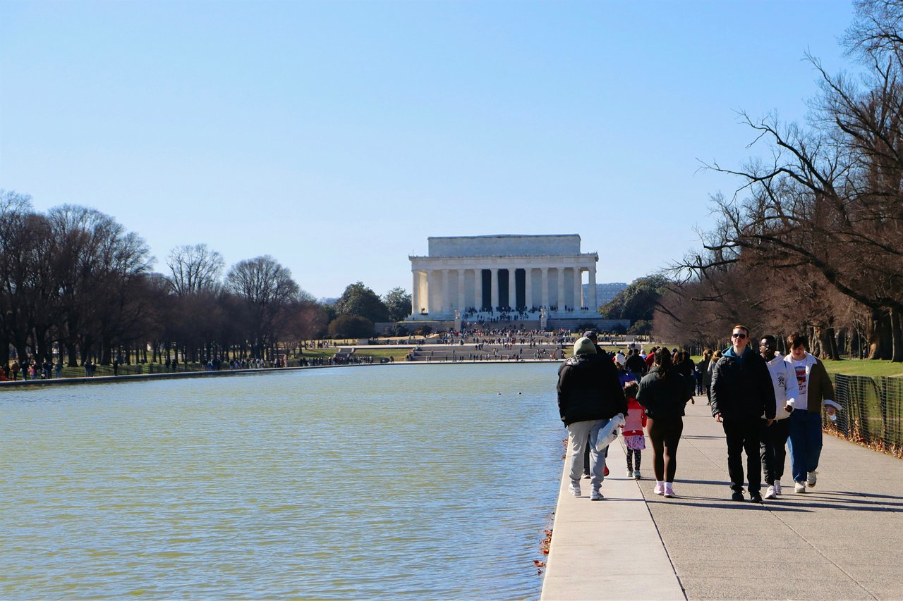 奕资环球企业服务 - 由奕资咨询提供的商务咨询（初级复杂性）
