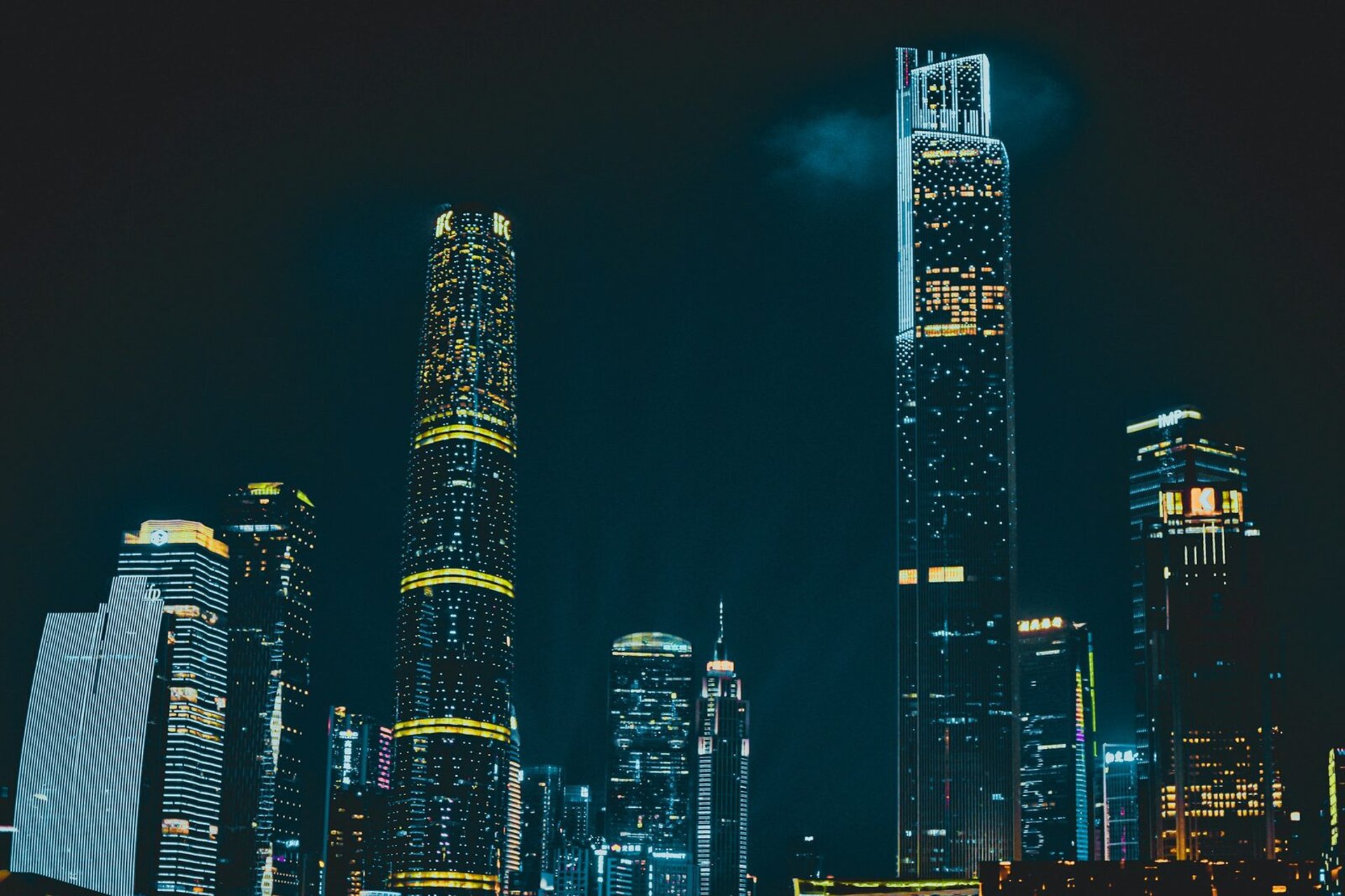 降低中国科技先进企业的企业所得税